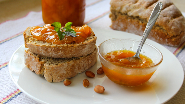 All Homemade – Peanut Butter Bread with Mango Jam