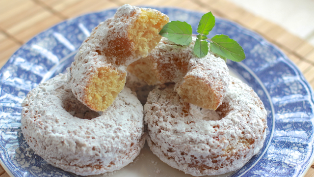 Fluffy Baked Powdered Sugar Donuts