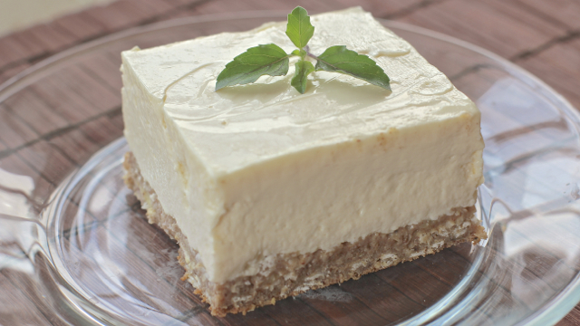 Oatmeal and Banana Cookie Cheesecake