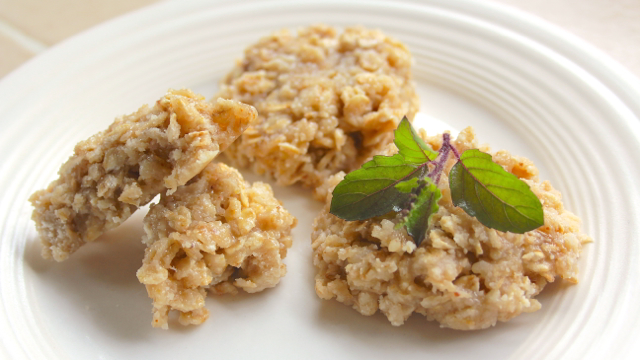 Peanut Butter Oatmeal No-Bake Cookies